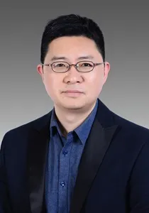 龙跃