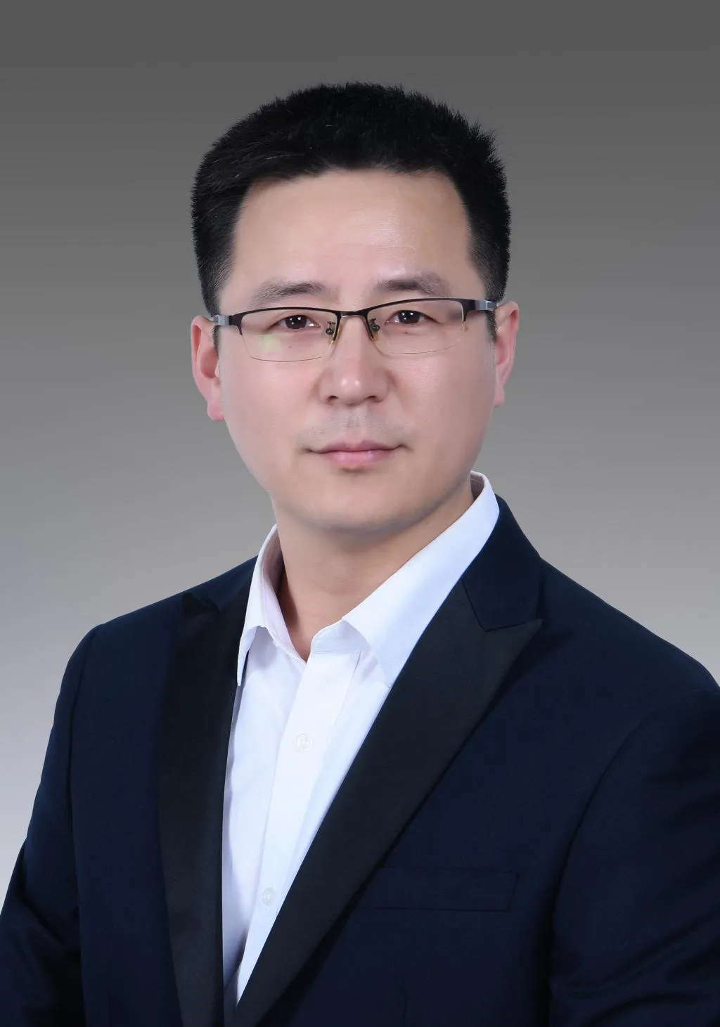 郑月龙