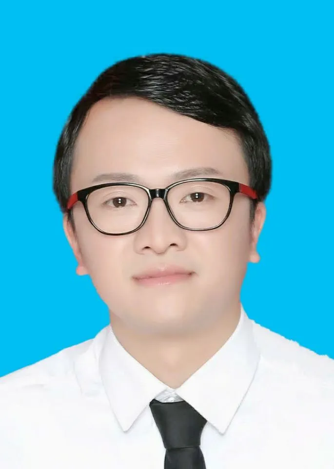 陈利