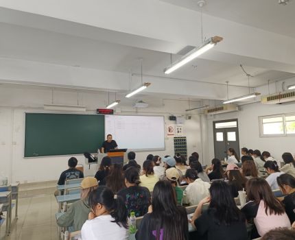 劳动与社会保障系成功举办&ldquo;传经送宝 扬帆启航&rdquo;经验分享会暨毕业动员大会