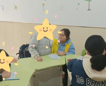 重庆工商大学会计学院向日葵青年志愿者服务队顺利开展&ldquo;启明星&rdquo;关爱智障儿童活动